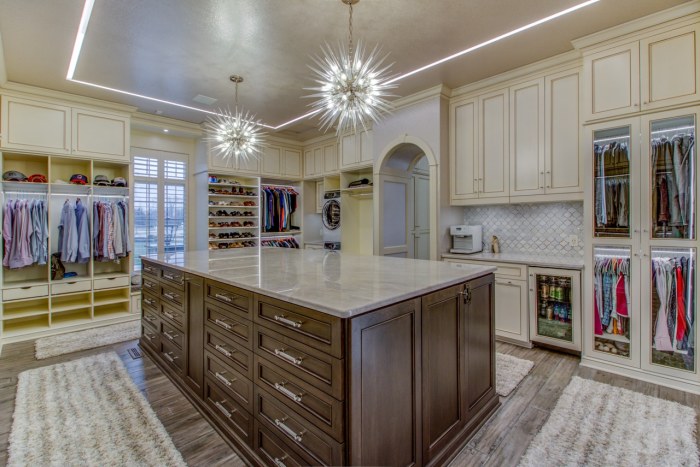 Master bedroom closet design